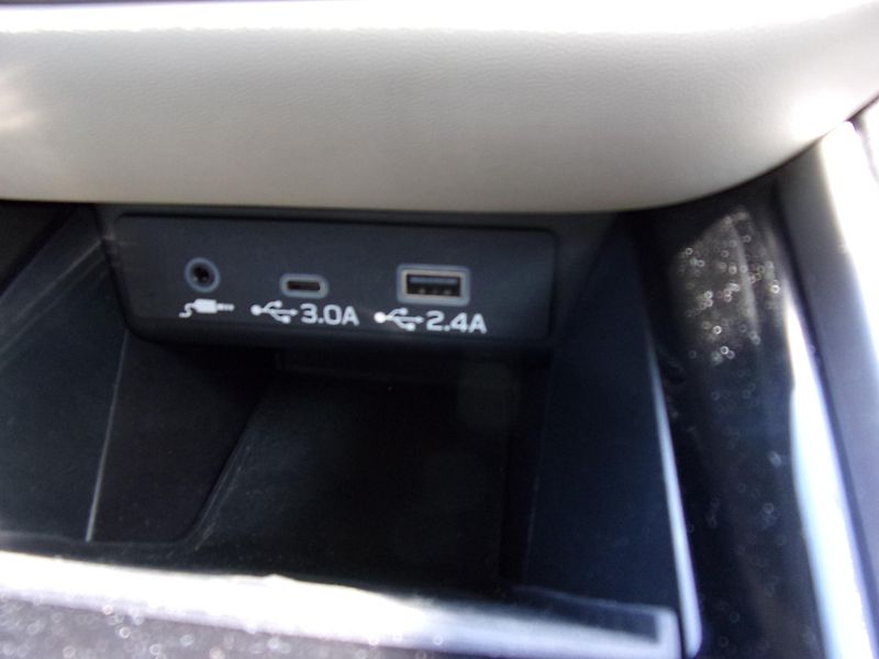 Subaru Outback (2024) 2.5i 136kW 4X4 PREMIUM AUTOMAT - fotka 12 z 23