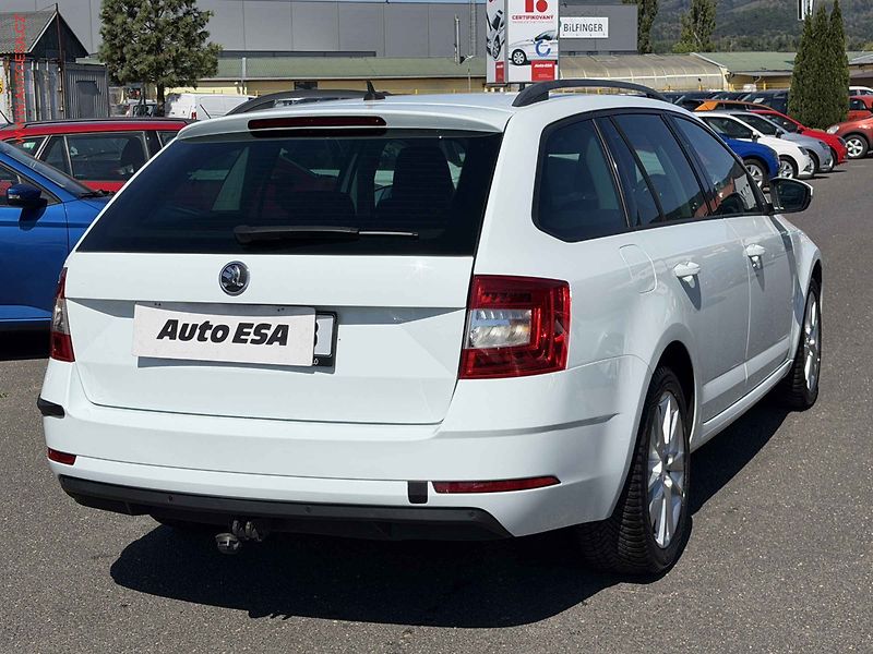 Škoda Octavia (2018) 1.5 TSi, Ambition - fotka 4 z 17