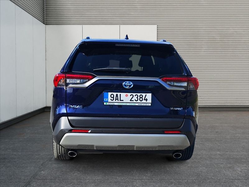 Toyota RAV4 2,5 Hybrid Comfort 4WD AT - fotka 4 z 11