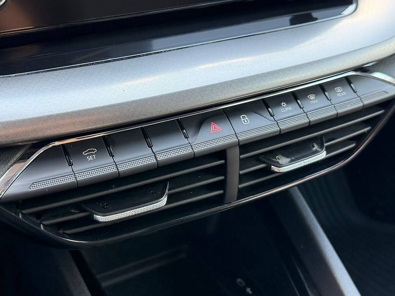 Škoda Octavia combi Ambition 2,0 TDI 85 kW 6 - fotka 10 z 32