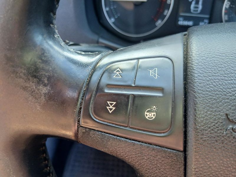 Škoda Octavia 1.9 TDi 4x4 - fotka 19 z 36