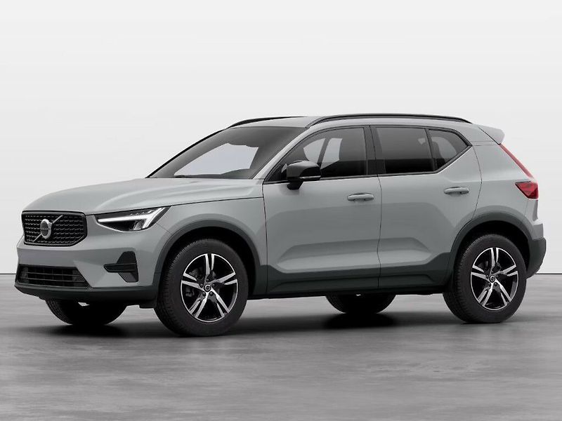 Volvo XC40 PLUS DARK B3 FWD 120kW - fotografie inzerátu