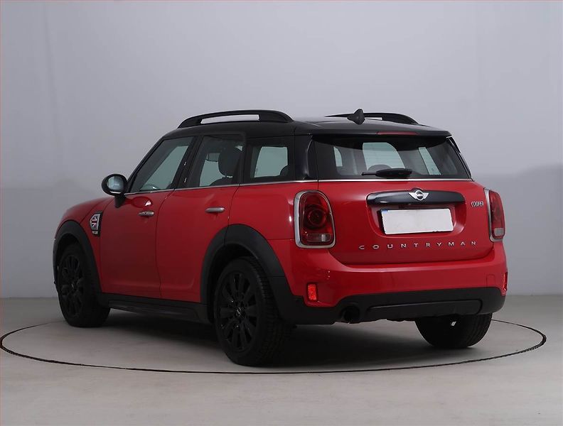 Mini Countryman (2017) Cooper, Automat, Park. senzory - fotka 4 z 19