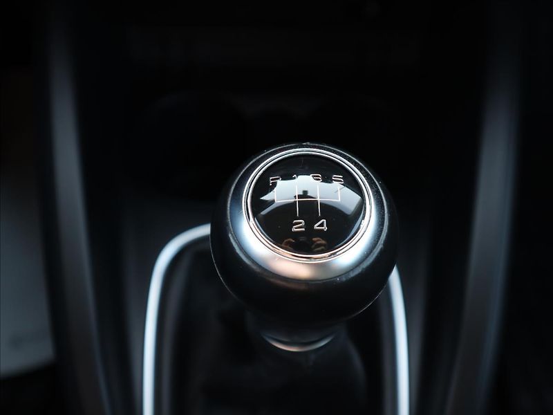Audi A1 1,2 TSi MMI Výhřivané sedadla - fotka 22 z 26