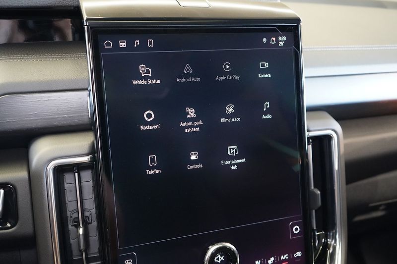 GMC Yukon (2026) Denali 6.2 V8 - fotka 39 z 59