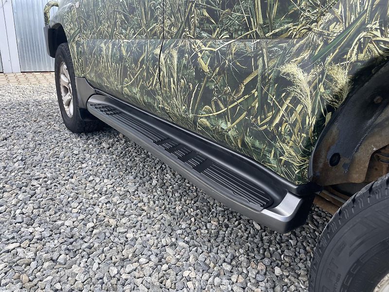 Toyota Land Cruiser 3.0TD 4x4 170PS AUT VÝBAVA !!! - fotka 36 z 180