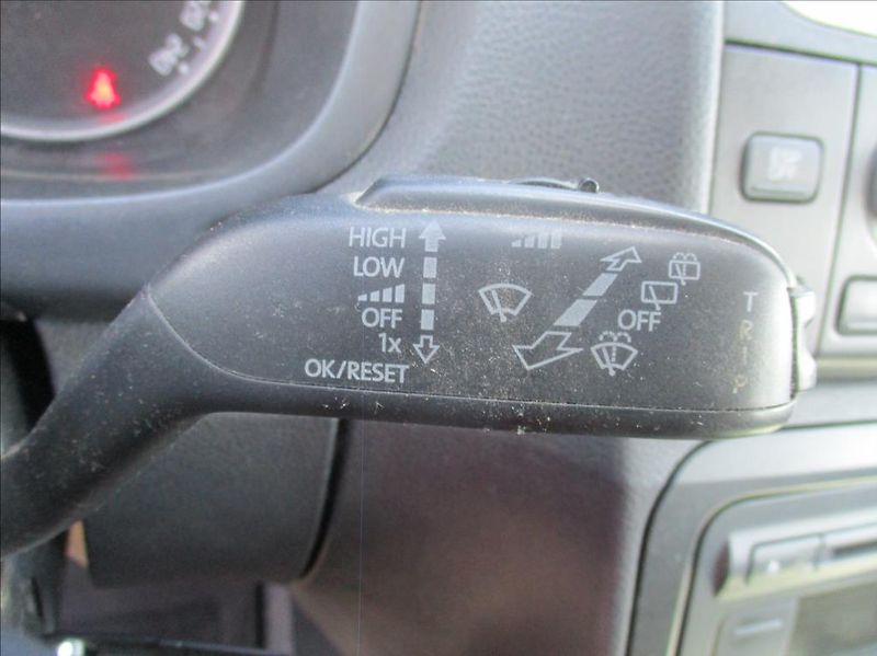 Škoda Fabia 1,4 i 16v, aut. klimatizace, - fotka 18 z 24