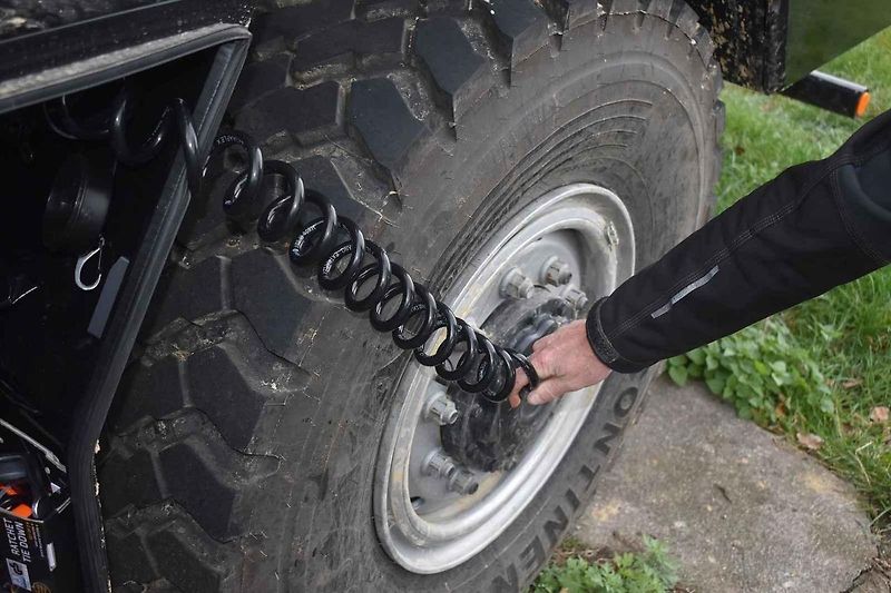 Tento expediční vůz je díky své dvojité kabině poměrně unikátní