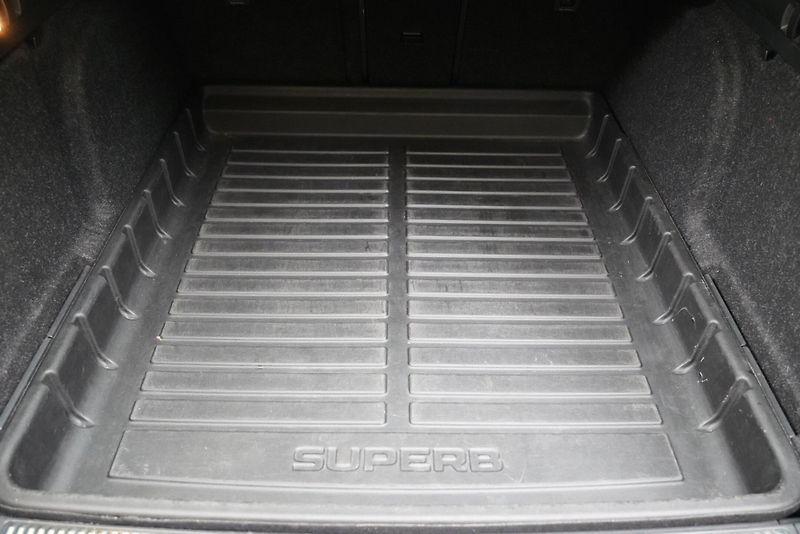 Škoda Superb - fotka 26 z 27