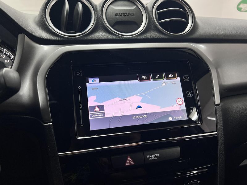 Suzuki Vitara 1.4i 103 kW, 2019 REZERVACE - fotka 22 z 29