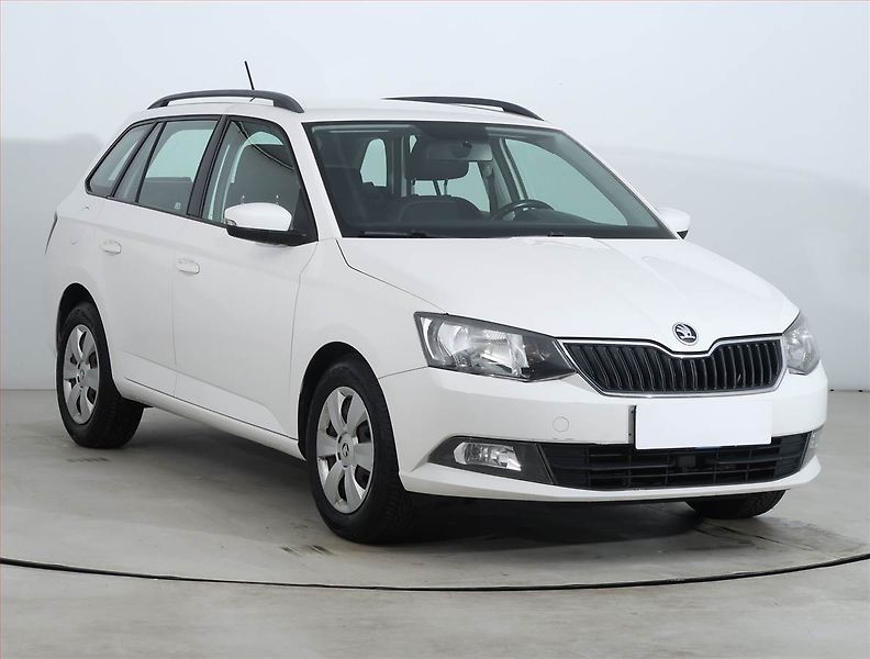 Škoda Fabia (2017) Ambition Plus 1.2 TSI - fotka 1 z 17