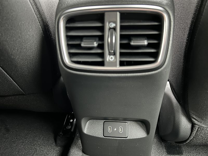 Hyundai i30 WG 1,0 TGDI STYLE SAFETY - fotka 9 z 32