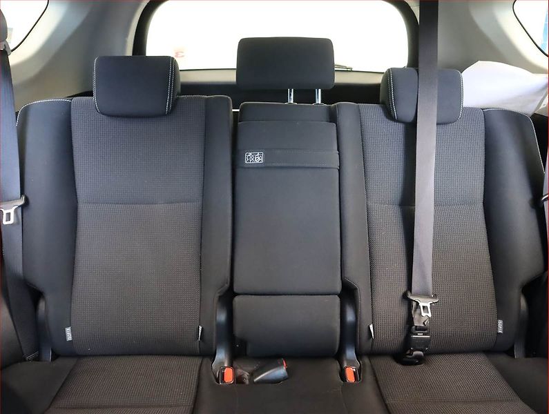 Toyota RAV4 (2016) 2.5 Hybrid, Automat, Navi - fotka 10 z 21