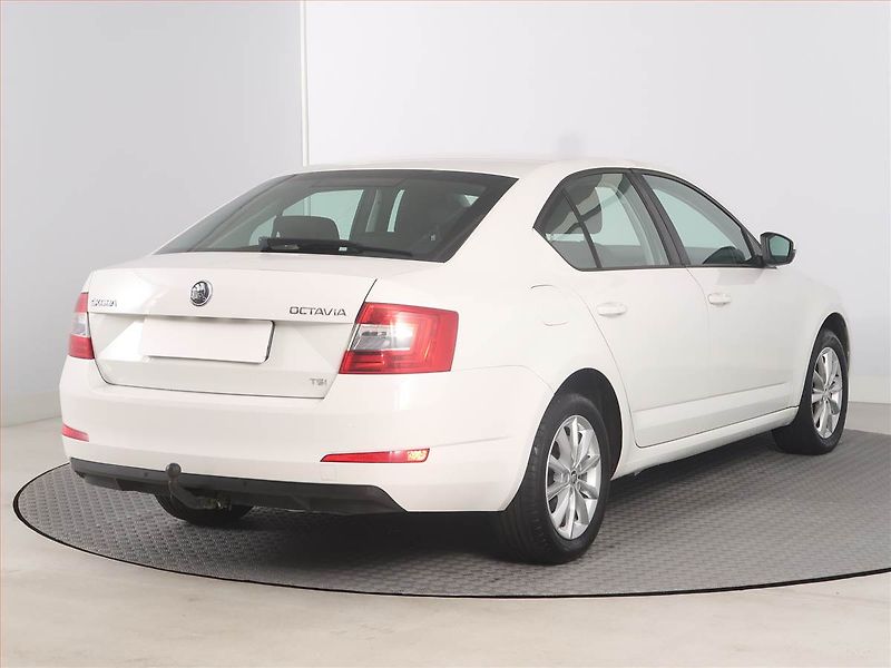 Škoda Octavia (2013) 1.2 TSI, Tempomat - fotka 5 z 12
