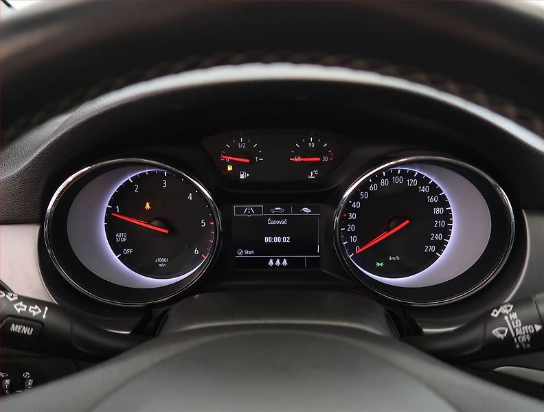 Opel Astra (2019) 1.6 CDTI, Navi, Tempomat - fotka 11 z 18