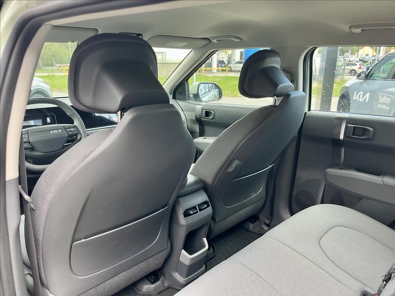 Kia EV3 AIR 150 KW + 81,4 KWH - fotka 12 z 24