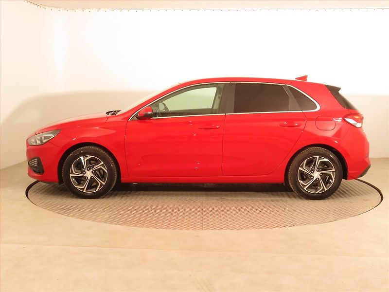 Hyundai i30 (2020) 1.5 DPI, LPG, Serv.kniha - fotka 3 z 17