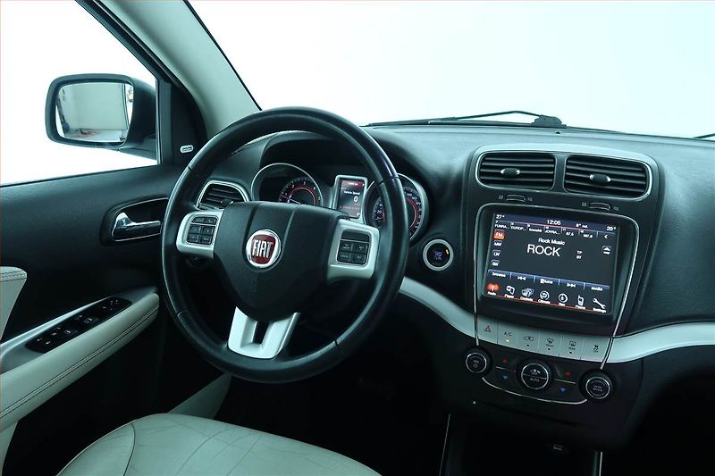 Fiat Freemont (2013) 2.0 MultiJet, 4X4, Automat - fotka 7 z 26