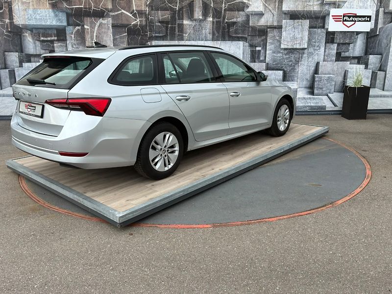Škoda Octavia (2023) 2.0TDi, 85KW, ACC, KEYLESS,DPH - fotka 6 z 24