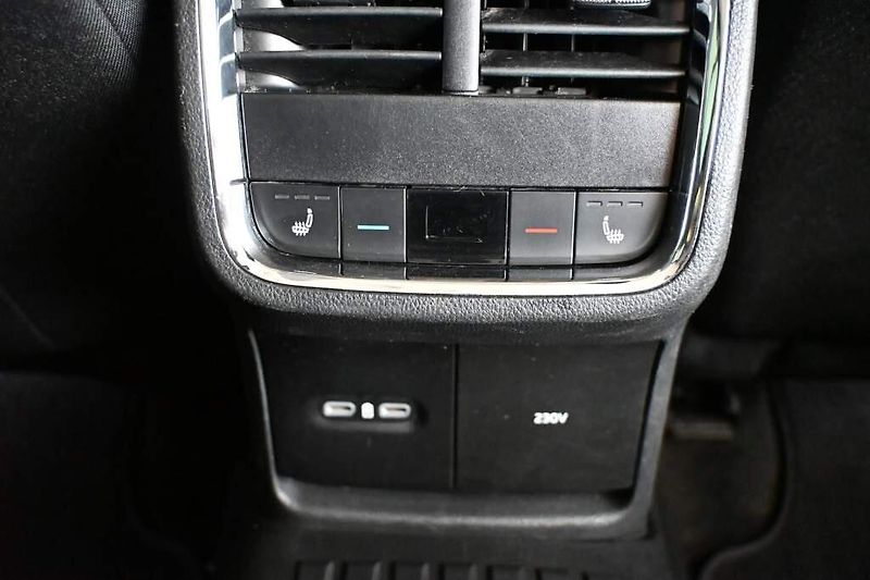 Škoda Octavia (2023) 2.0 SCOUT 4x4 DSG Matrix LED T - fotka 23 z 36