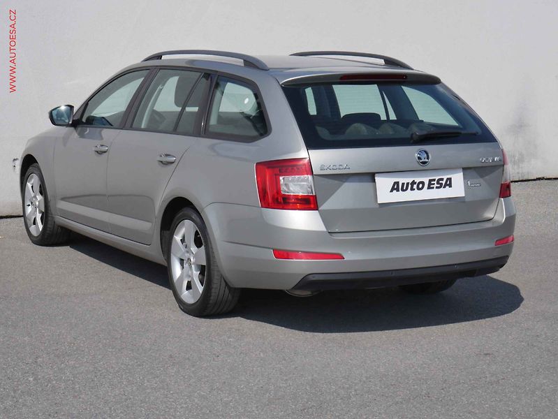 Škoda Octavia (2017) 1.4 TSi, ČR, Style - fotka 6 z 19