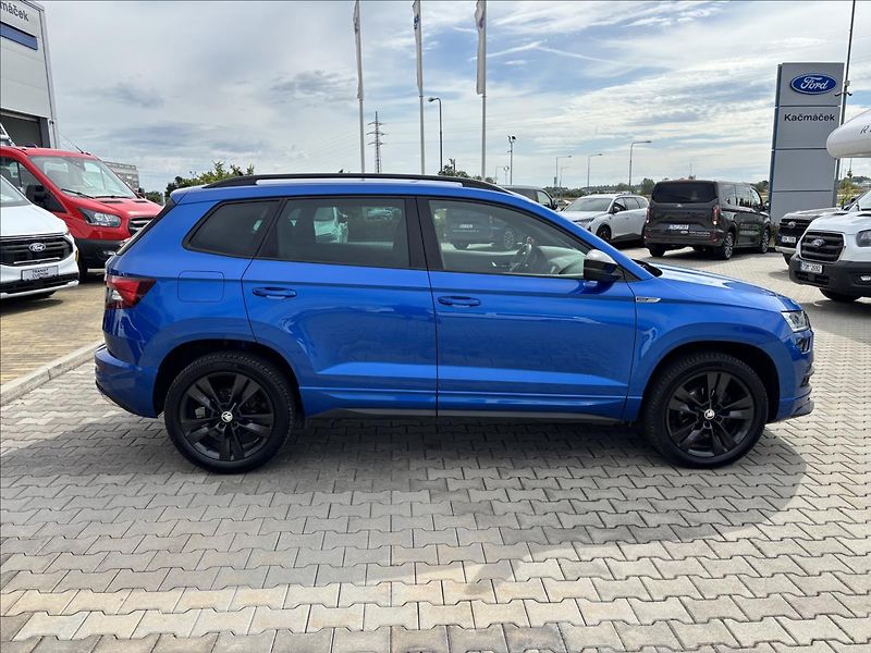 Škoda Karoq 2,0 TDI Sportline DSG ČR - fotka 6 z 41