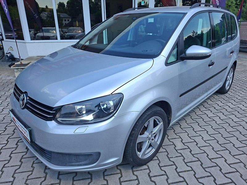 Volkswagen Touran (2011) 1.4TSI 103kW 6MAN - fotka 4 z 38