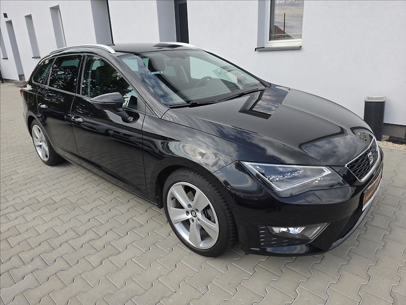 Seat Leon 1,4 TSi 110KW ST FR+ KŮŽE NAVI - fotka 4 z 46