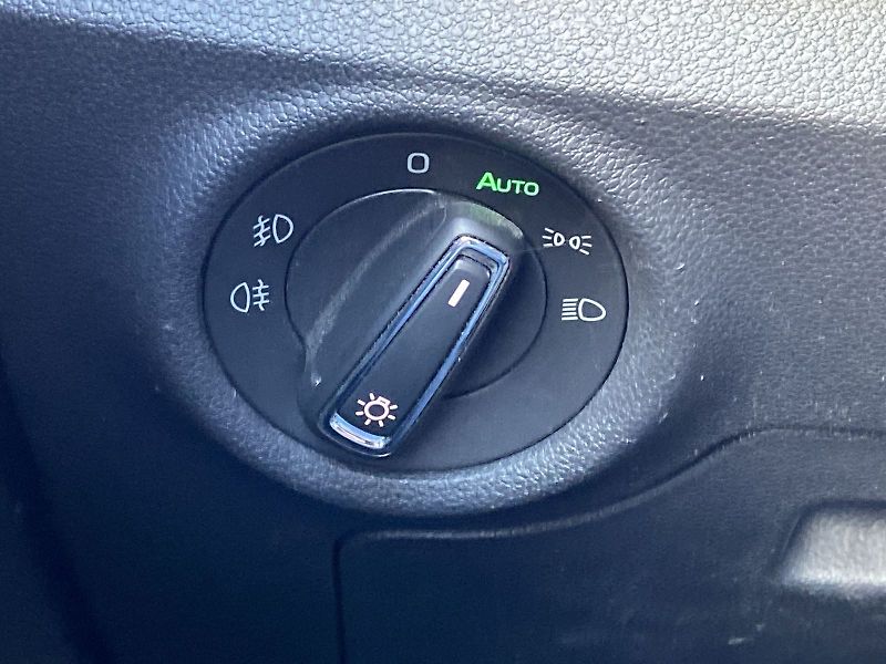 Škoda Scala (2023) 1.0 TSI Style - fotka 21 z 32