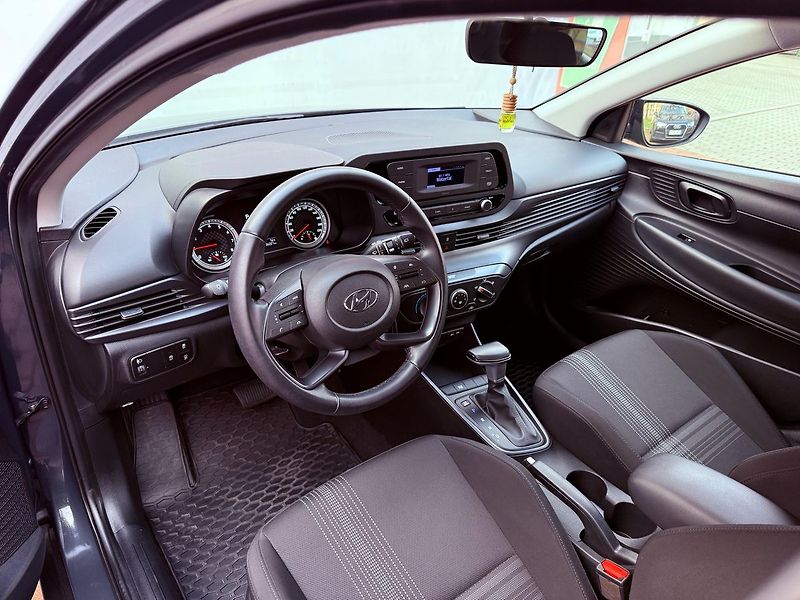 Hyundai Bayon 1.0 T-GDi Comfort Aut., ČR - fotka 14 z 24