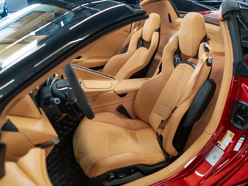 Chevrolet Corvette (2023) 6.2 Stingray C8 3LT Z51 Cabrio - fotka 16 z 37