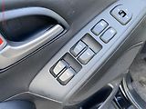 Hyundai ix35 (2013) 1.6 GDi, AC, TZ - náhled 13
