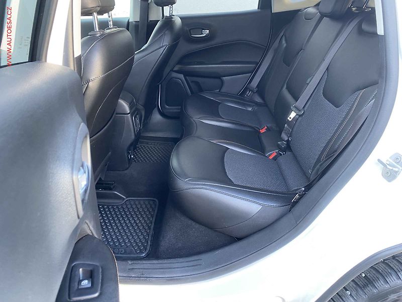 Jeep Compass (2020) 1.4 M-Air 4WD, Limited, AT - fotka 10 z 18