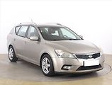 Kia Ceed (2010) 1.4 CVVT, Serv.kniha, nová STK - náhled 1