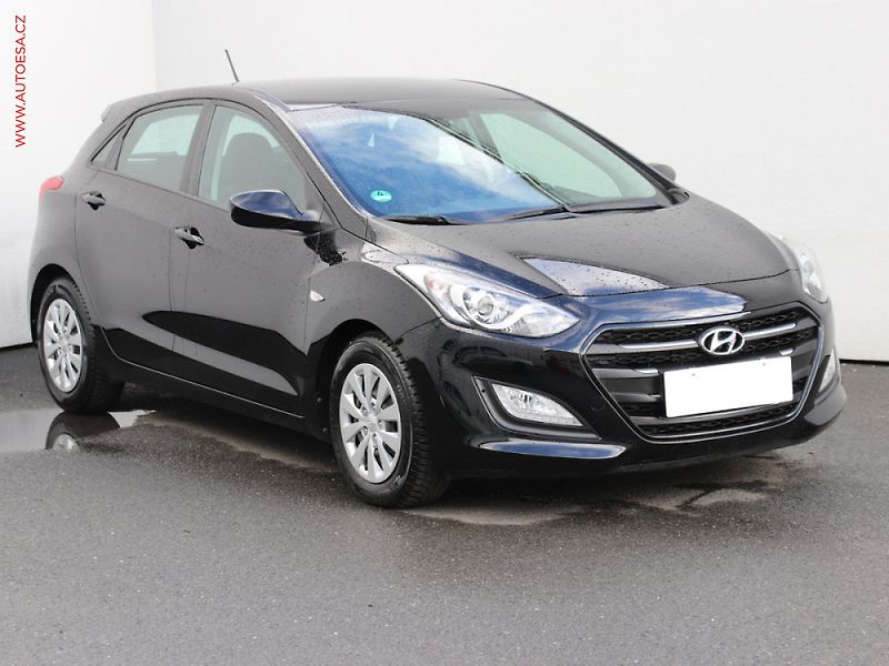 Hyundai i30 (2015) 1.6 CRDi - fotka 1 z 3
