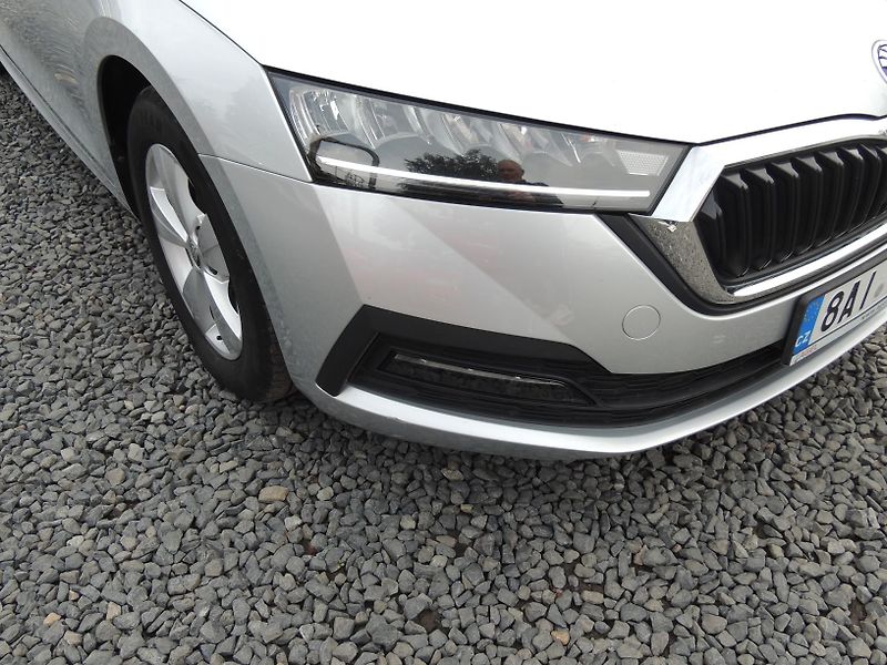 Škoda Octavia (2020) 1.5TSi,110kw,Combi,ČR,1maj. - fotka 12 z 58