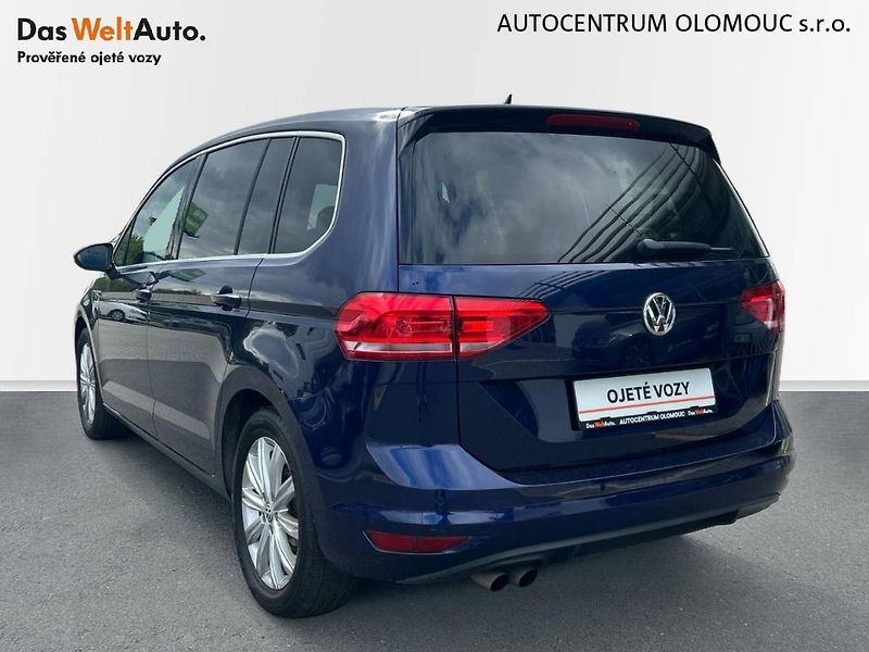 Volkswagen Touran (2016) 1.4 TSI 7DSG Highline - fotka 12 z 33