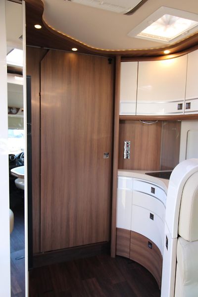 Carthago (2023) Carthago Chic e-line I 61 XL L - fotka 19 z 40