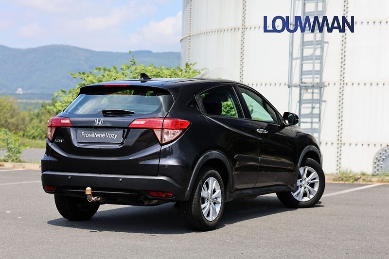 Honda HR-V 1.5 i-VTEC Elegance - fotka 2 z 23