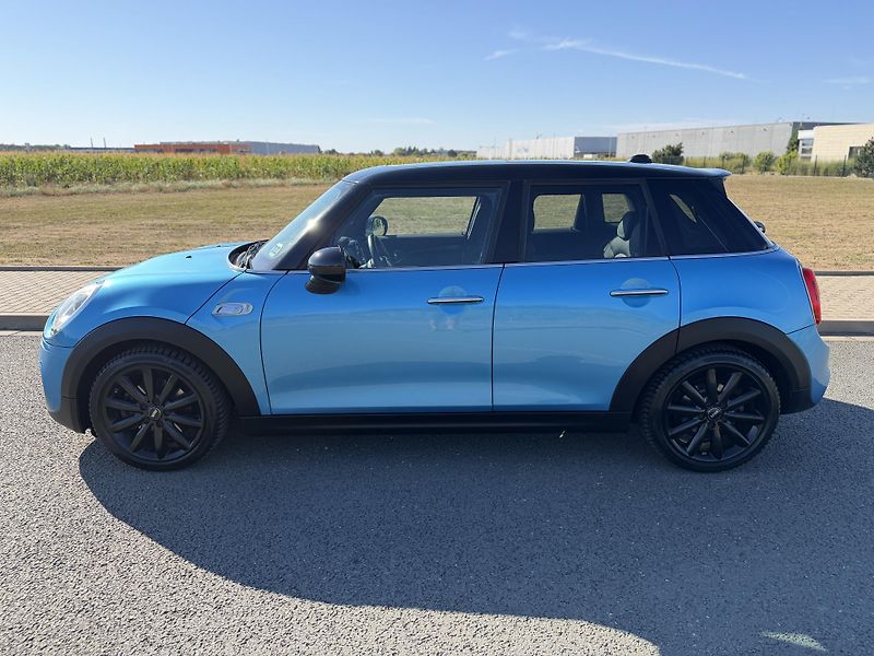 Mini Cooper S 2.0i LED PANORAMA NAVI KŮŽE - fotka 2 z 46