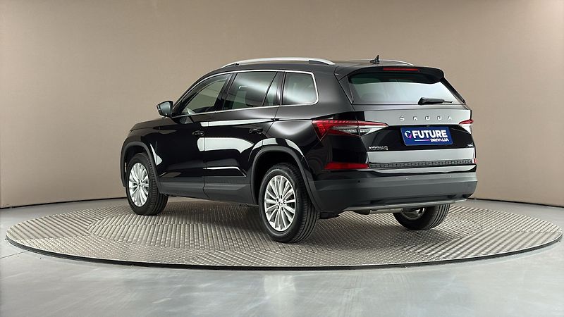 Škoda Kodiaq 2.0 TDI DSG 4x4 Style - fotka 2 z 30