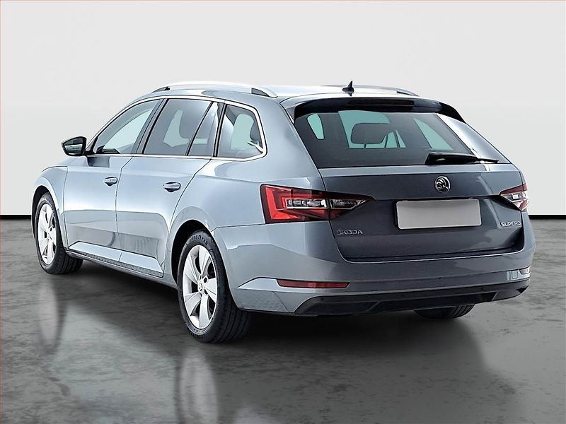 Škoda Superb (2016) 2.0 TDI, Automat, Navi - fotka 4 z 22