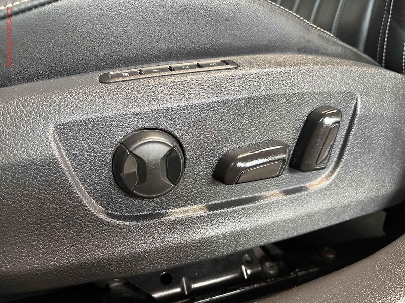 Škoda Superb (2019) 2.0 TSi, DSG, LED, kůže - fotka 13 z 18
