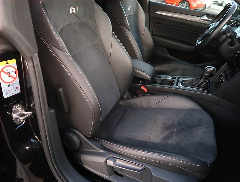 Volkswagen Arteon (2020) R-line 2.0 TDI - fotka 9 z 25