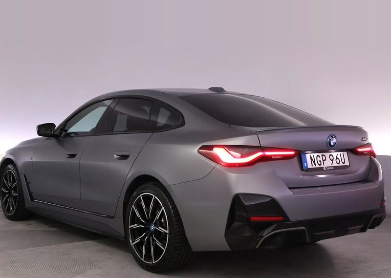 BMW i4 M50 xDrive GC SoH 96% Hnědý in - fotka 3 z 19