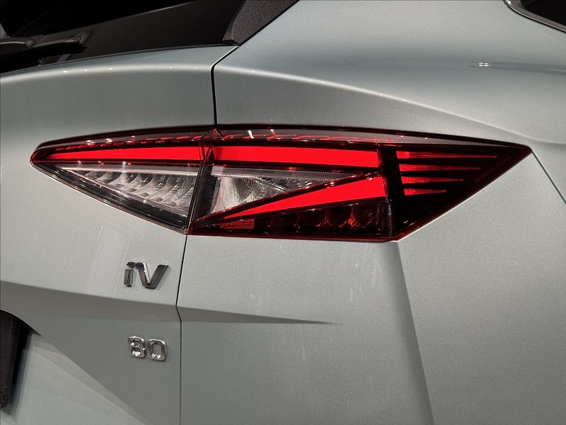 Škoda Enyaq 80 LED Matrix Assist Tepelko - fotka 15 z 48