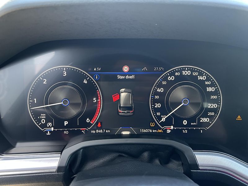 Volkswagen Touareg (2019) 3.0TDi*210kW*4x4*Servis*Tažné - fotka 18 z 41