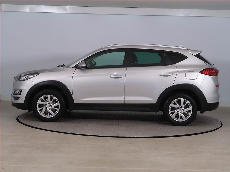 Hyundai Tucson (2019) 1.6 T-GDI, 4X4, ČR,1.maj - fotka 3 z 22