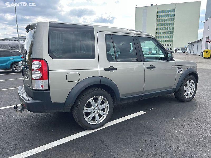 Land Rover Discovery (2011) 4 TDV6 S - fotka 9 z 18