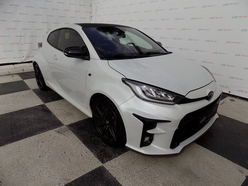 Toyota GR Yaris (2020) 1.6i/16V/FOUR/AWD/LED/ČR/ - fotka 5 z 32